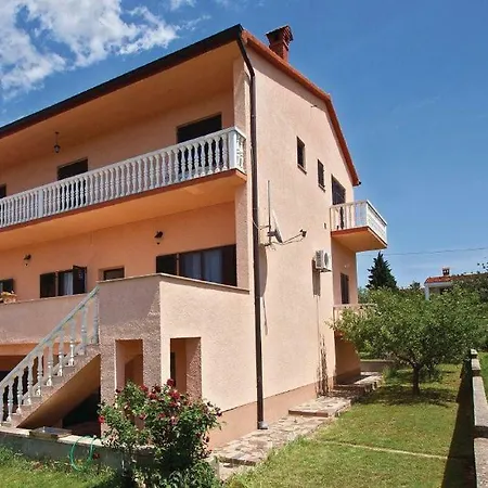 Apartment Vito Pula